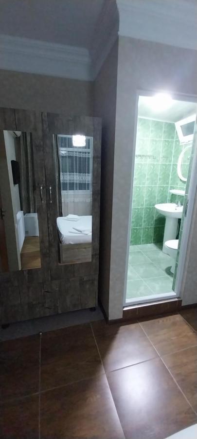 Hostel Gomani Batumi Exterior photo