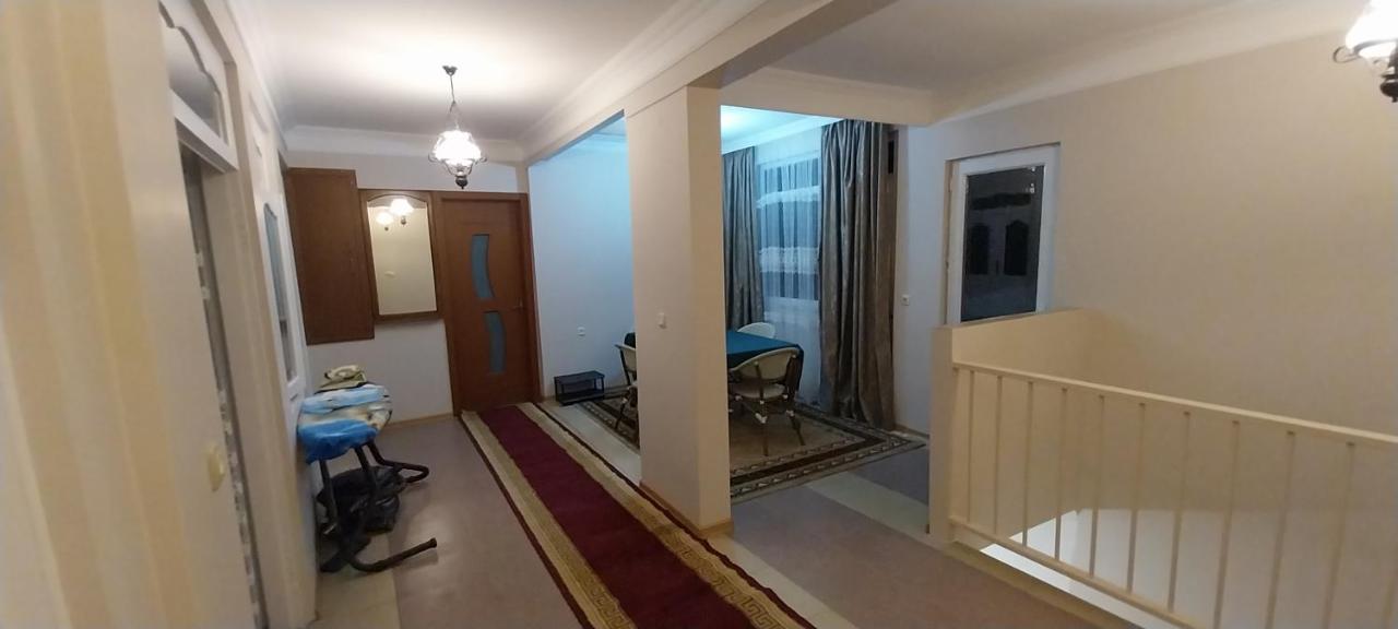 Hostel Gomani Batumi Exterior photo