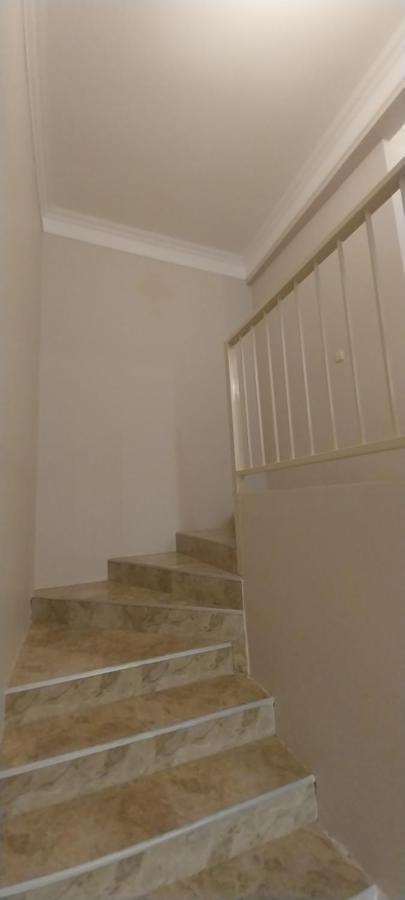 Hostel Gomani Batumi Exterior photo
